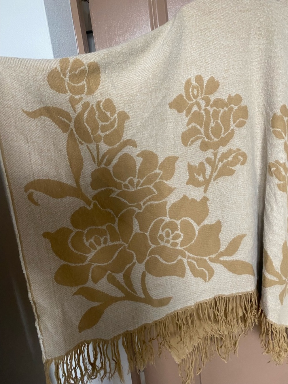 29 Palms Tan Floral Fringe Wrap Poncho (Reversible) - Picture 6 of 7